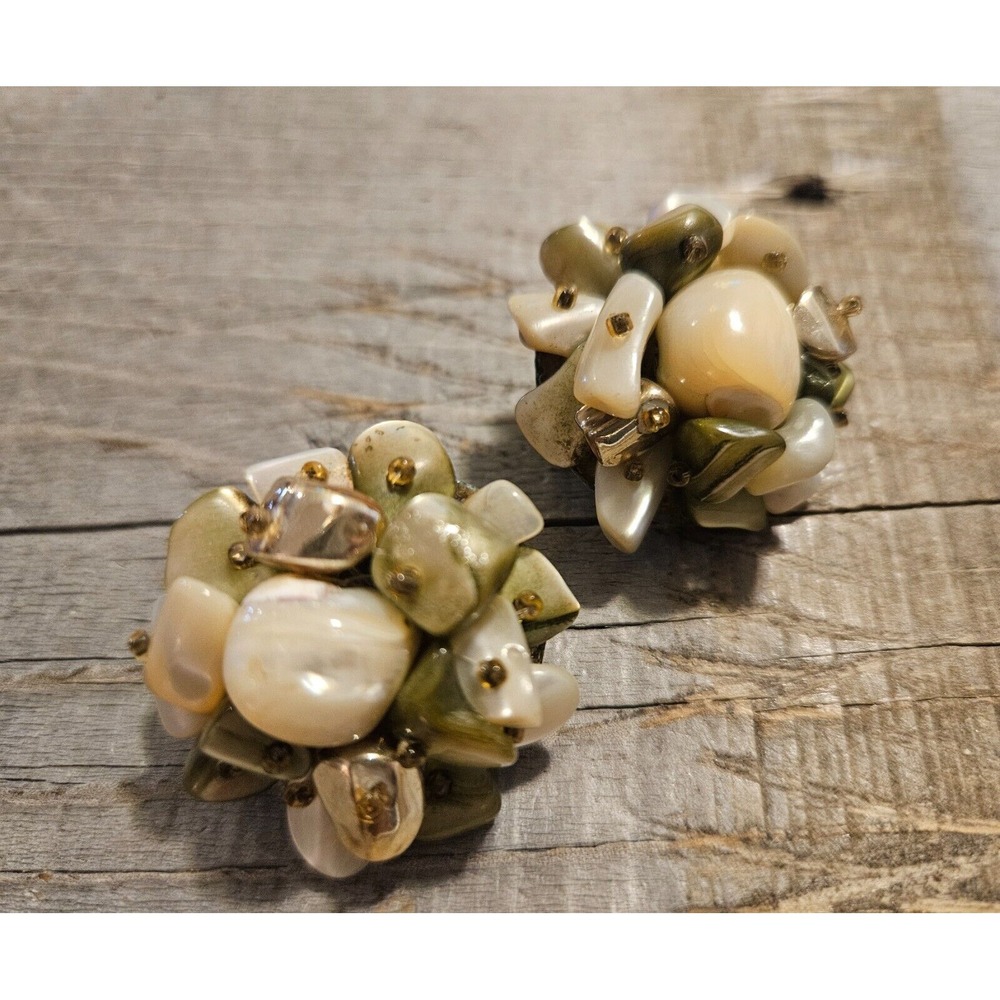 Vintage Cluster Clip On Earrings Faux‎ Pearl Bead Statement Jewelry - Picture 5 of 14